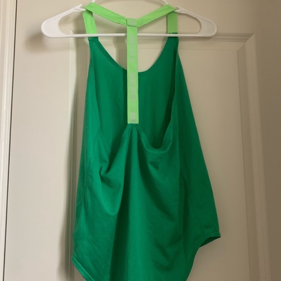 Nike Strappy Tank Green - Picture 2 of 9